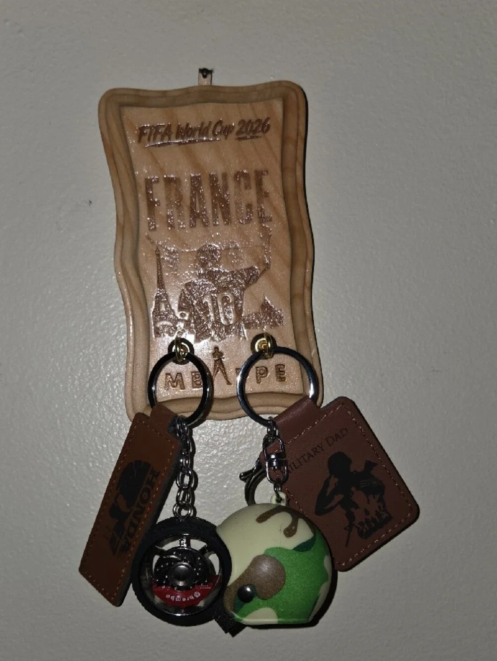 Wooden France Home Key Holder